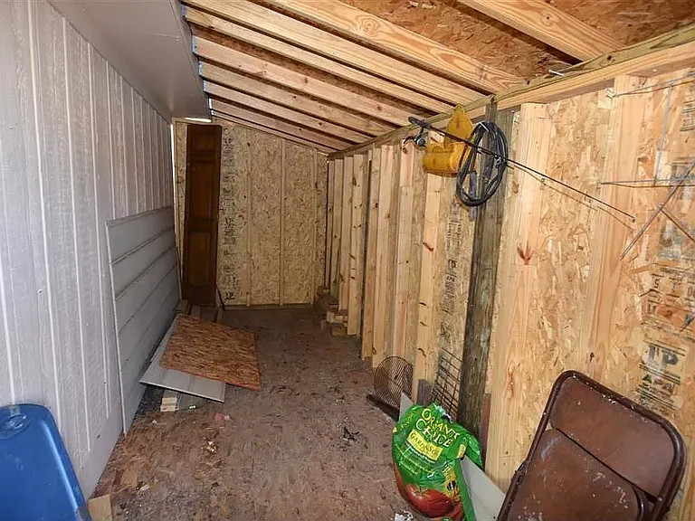 503 Lorie Ln — Photo 39