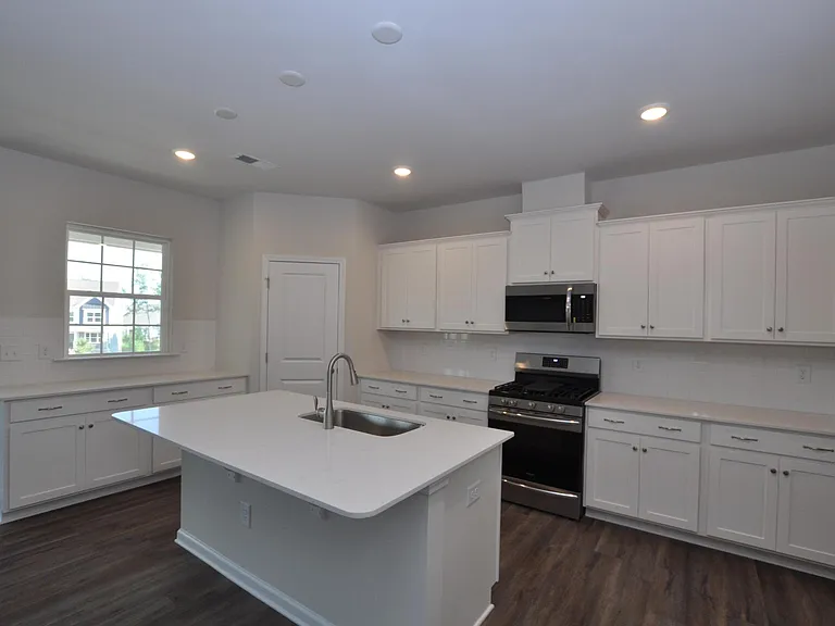 3102 Deep River Way — Photo 9