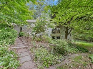 98 Mount Airy Rd S, Croton On Hudson, NY 10520