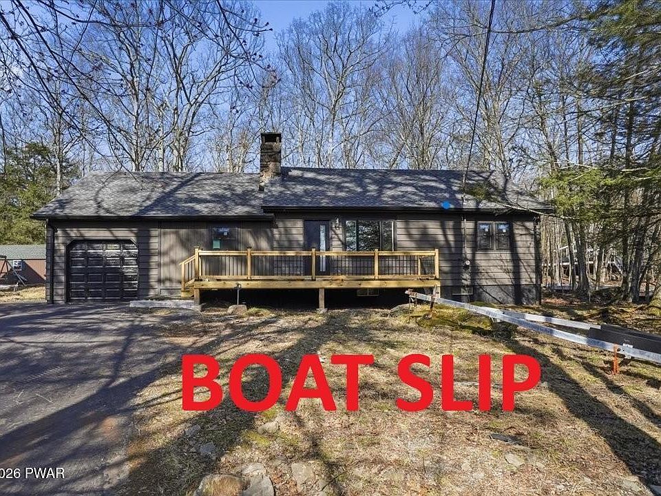 1st image of 19 Lakeview Dr