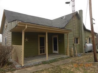 3952 E Base Line Rd, Connersville, IN 47331