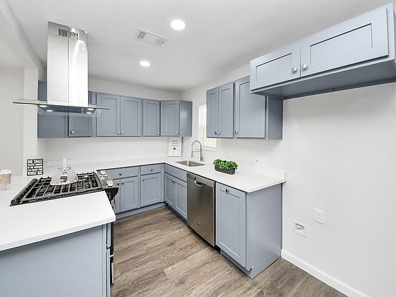 4th image of 6511 Mohawk St