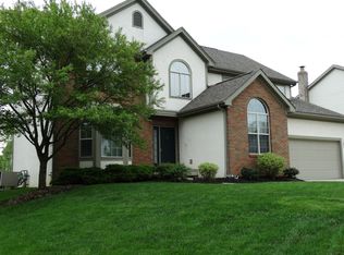 302 Farm Creek Dr, Columbus, OH 43230