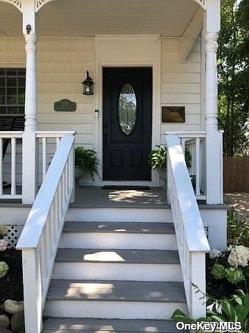 1st image of 337 Wiggins St