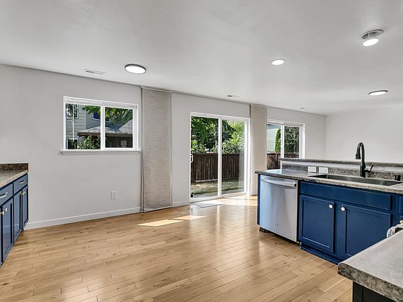 5th image of 21603 SE 298th Pl