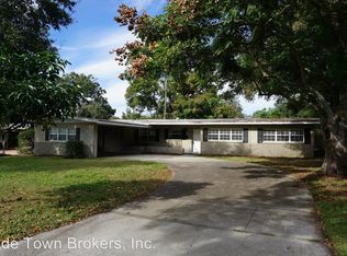 1225 Ridgecrest Rd, Orlando, FL 32806