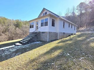 6793 Robinette Valley Rd, Duffield, VA 24244