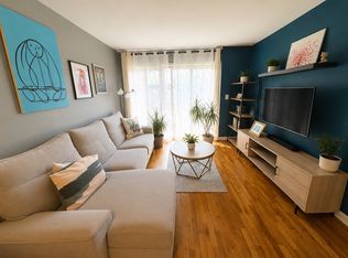 7517 Caldwell Ave Floor 2, Middle Village, NY 11379