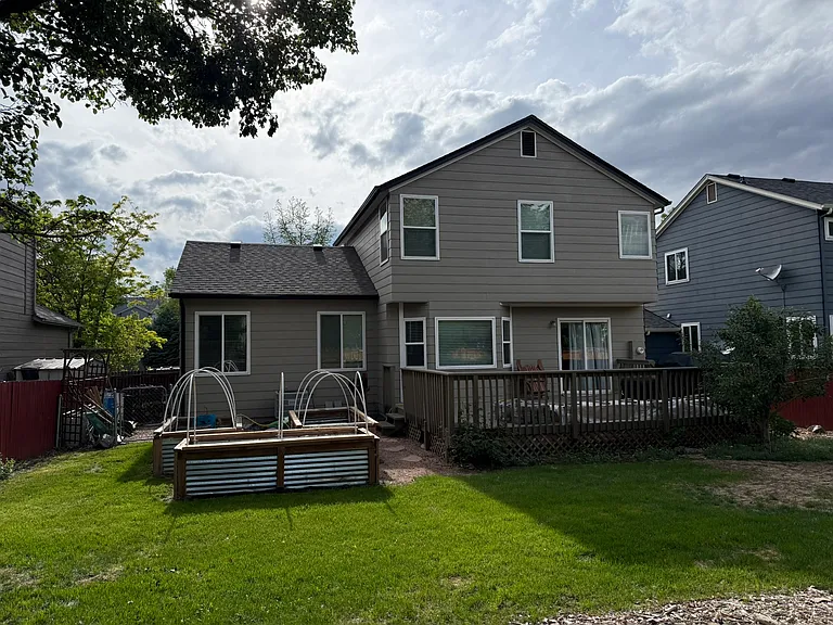 429 Simmons Ct — Photo 5