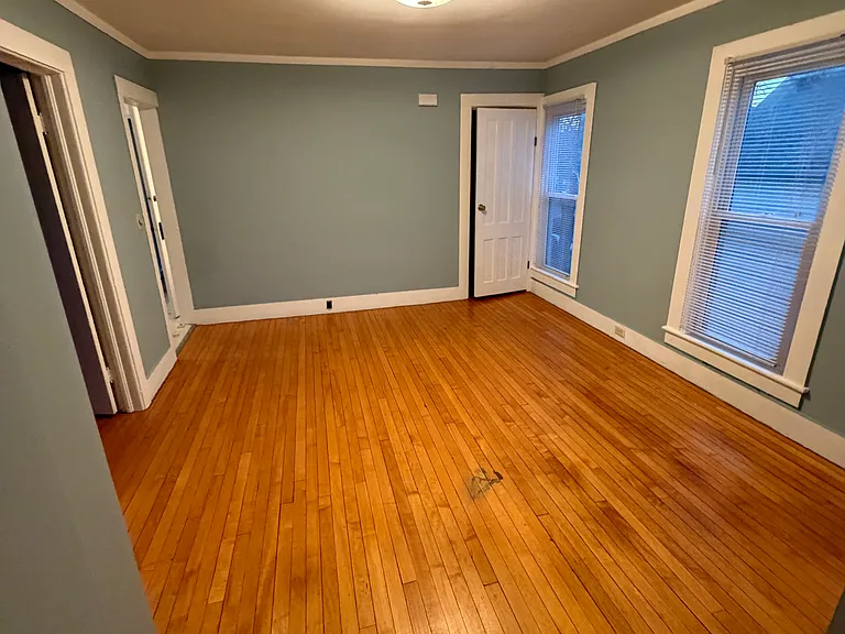 Dinning room with closet