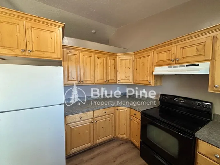 3904 E Lorna Ave — Photo 8