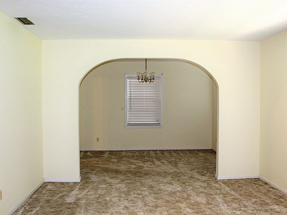 3rd image of 2403 Orlando Dr