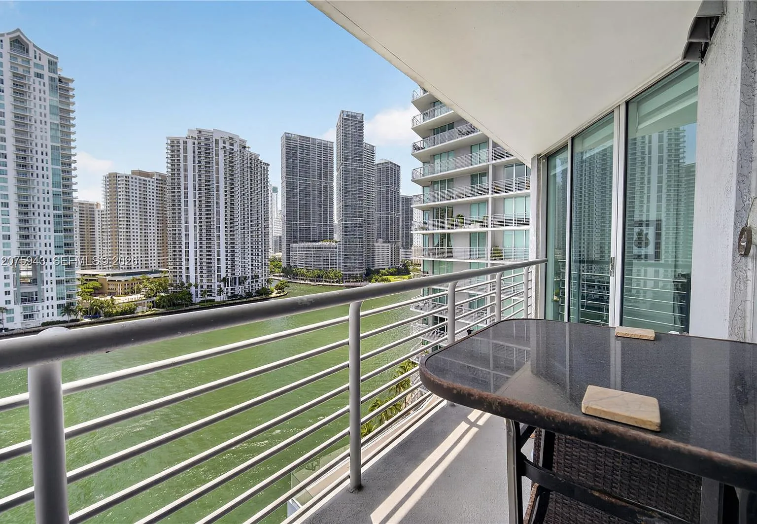 One Miami East Condo — Photo 1