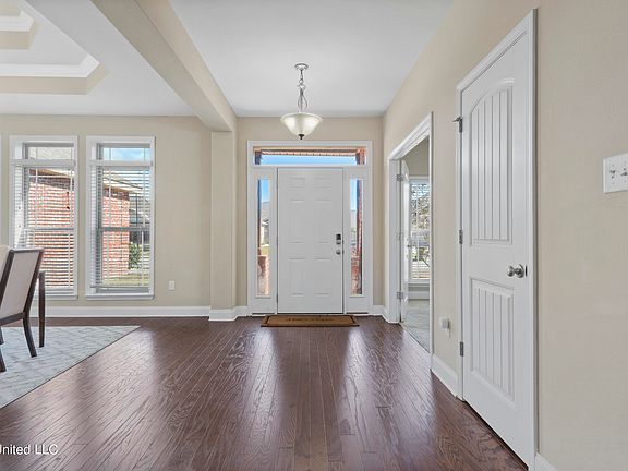 3rd image of 10471 Chapelwood Dr