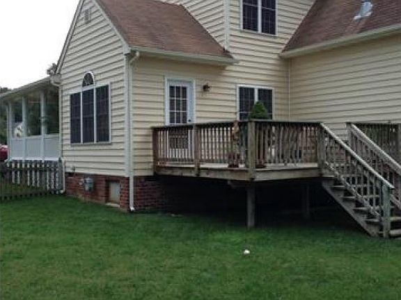 2nd image of 9019 Kings Charter Dr