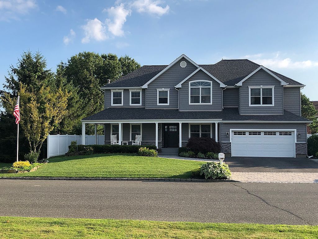 70 Summerfield Dr, Holtsville, NY 11742 Zillow