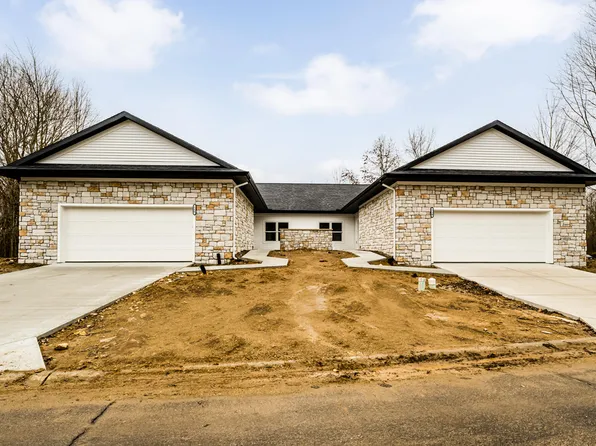 726 Violet Way, Saint Joseph, MI 49085