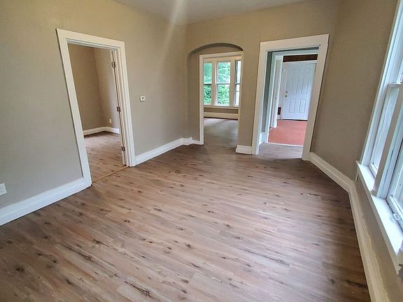 2nd image of 2765-2765A N 26th St #2765