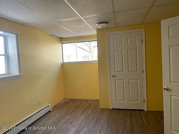 5th image of 906 Capouse Ave