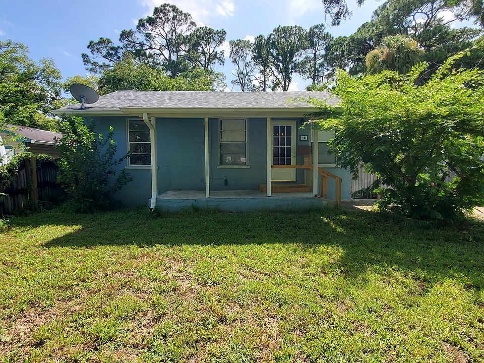 1st image of 10 William Dr