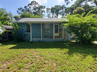 10 William Dr, Holly Hill, FL 32117
