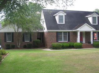 105 Cedar Lake Cir, Cordele, GA 31015