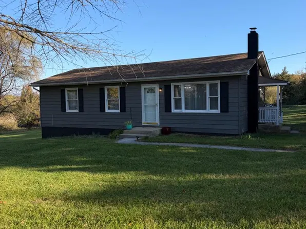 134 Lineburg Ln, Strasburg, VA 22657