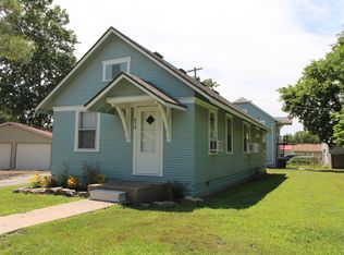 819 W Cave Springs Ave, El Dorado, KS 67042