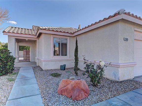 3rd image of 2693 Hollowvale Ln