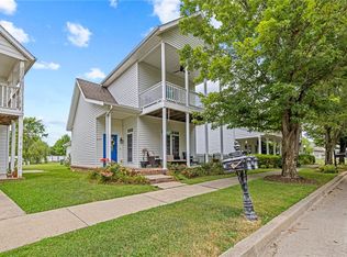 2713 N Whit Ln, Fayetteville, AR 72704