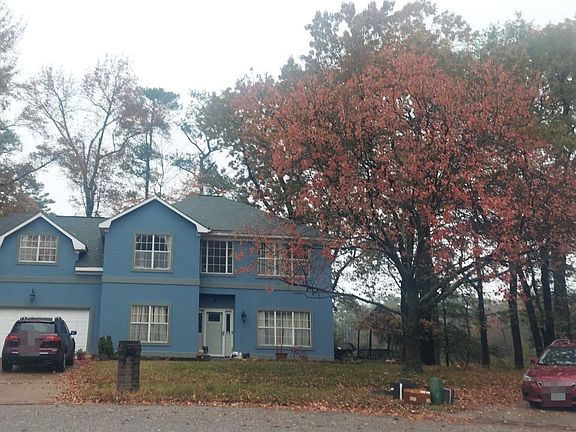 2nd image of 8 Compass Ct