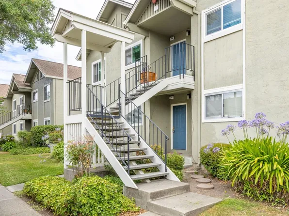746 Santa Alicia Drive, Rohnert Park, CA 94928