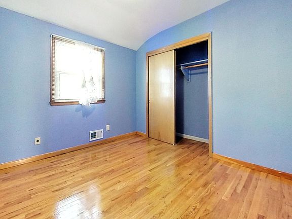 4th image of 691 Katan Ave Floor 2