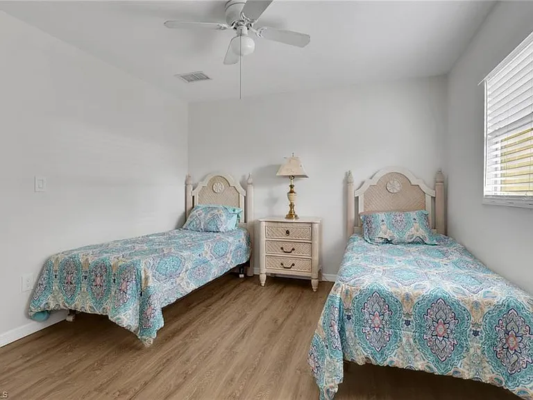 2772 Riverview Dr — Photo 22