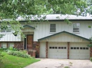 524 N Walker St, Olathe, KS 66061