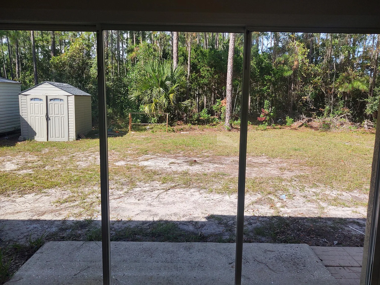 5 bed, 2085 sqft, $2,400 — Photo 4