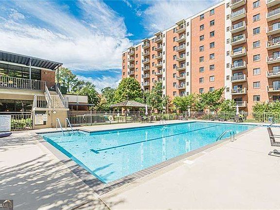 4th image of 300 Johnson Ferry Rd NE Unit A610