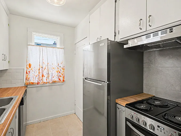 3006 Depew St #A — Photo 9