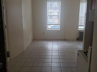 568 39th St APT 1F, Brooklyn, NY 11232