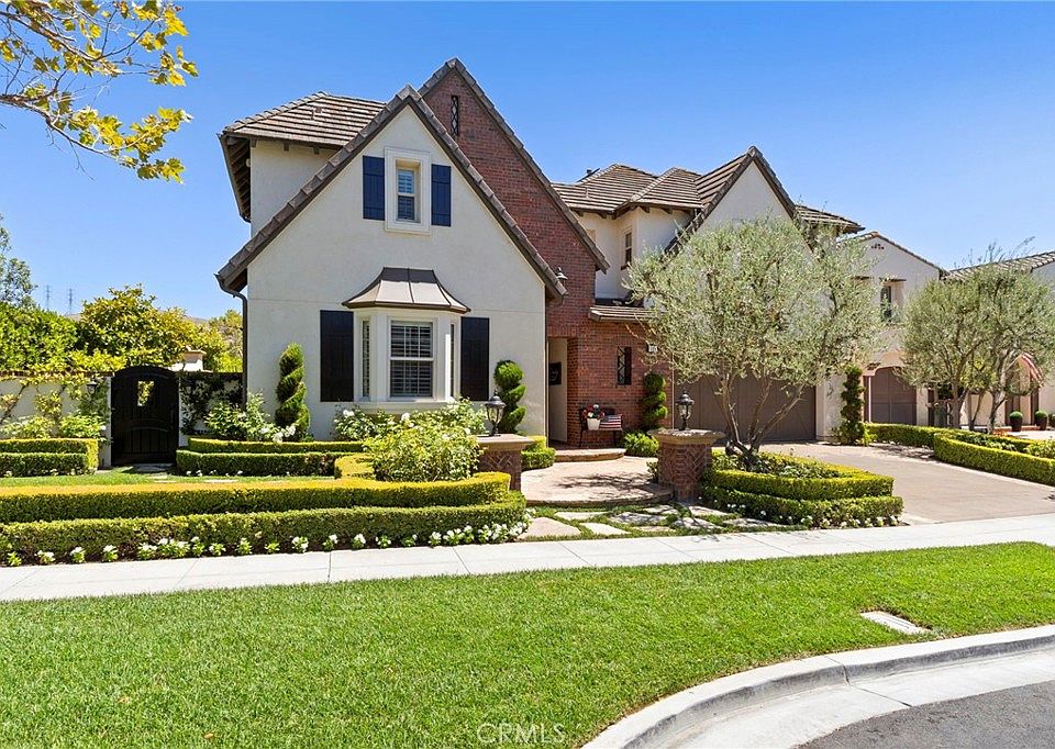 1st image of 10 Jenny Ln
