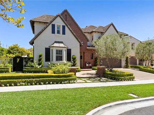 10 Jenny Ln, Mission Viejo, CA 92694
