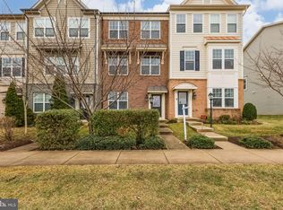 44089 Eastgate View Dr, Chantilly, VA 20152
