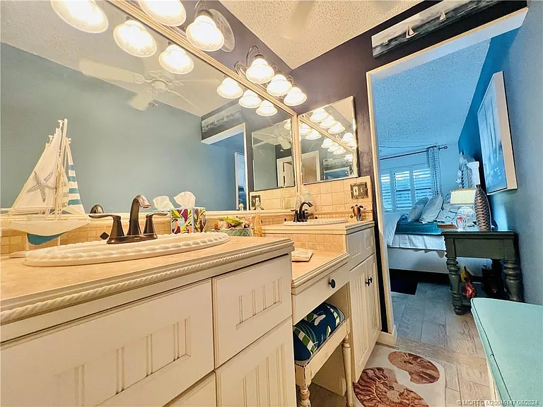 10044 S Ocean Dr #102 — Photo 73