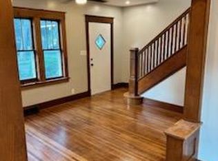 8833 Pear Ave, Niagara Falls, NY 14304