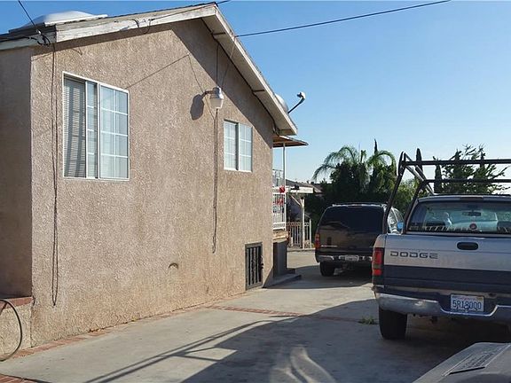 4th image of 725 N Bonnie Beach Pl