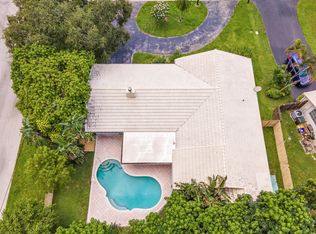 2098 N Park Pl, Boca Raton, FL 33486