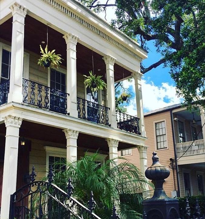 outside of house, there is not a balcony on this unit