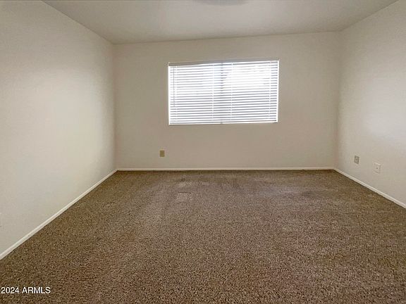 5th image of 2424 E VILLA MARIA Drive
