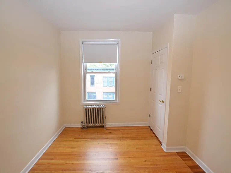 106 Park Ave #4 — Photo 7