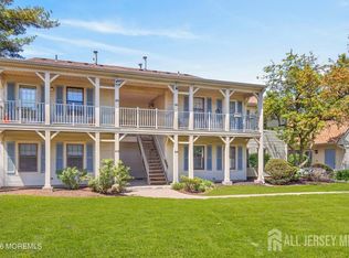 318 Wycoff Way W, East Brunswick, NJ 08816